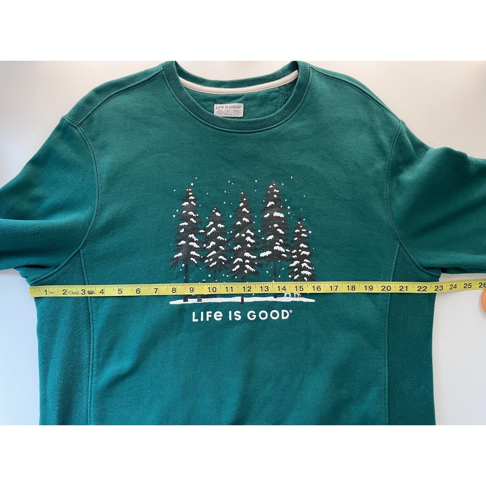 Life is Good Snowy Winter Cabin Simply True Fleece Crew Sweatshirt Green Large - Picture 9 of 10
